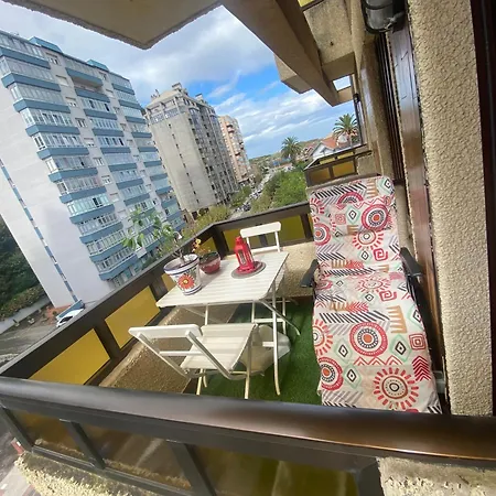 La Playa En Chanclas Salinas (Castrillon)